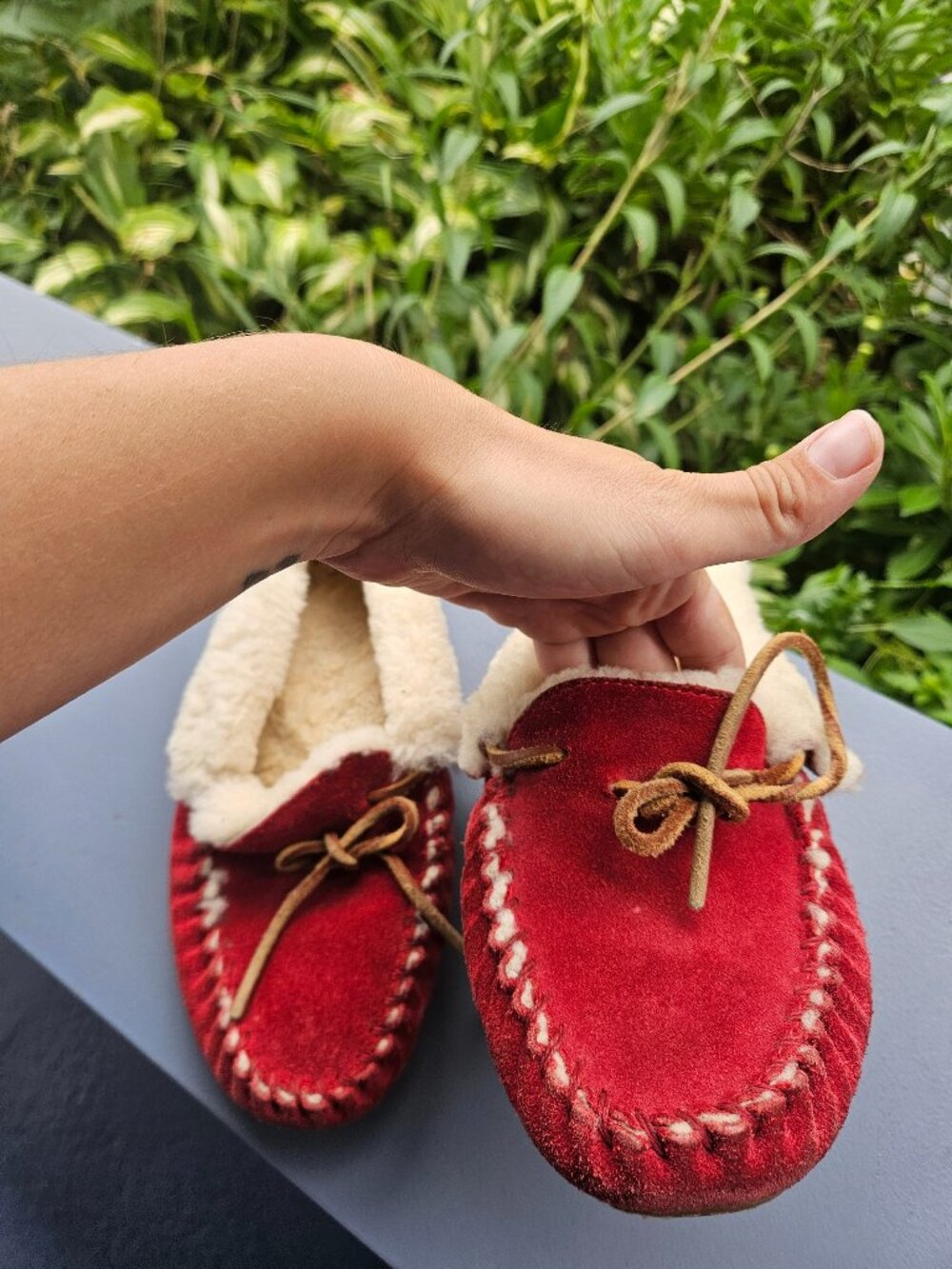 LL BEAN - red slipper moccasin